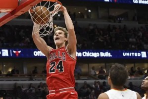  马尔卡宁三分雨浇灭热火，骑士大胜对手巩固东部第四