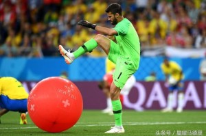  利物浦门将神勇发挥力保球队全身而退