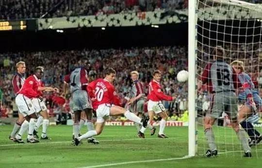  拜仁慕尼黑主场强势出击，横扫对手稳居德甲榜首