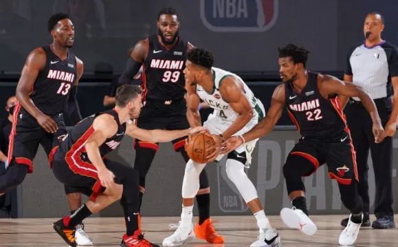  威尼斯绝地反击，福特边路突破传中助队友绝杀