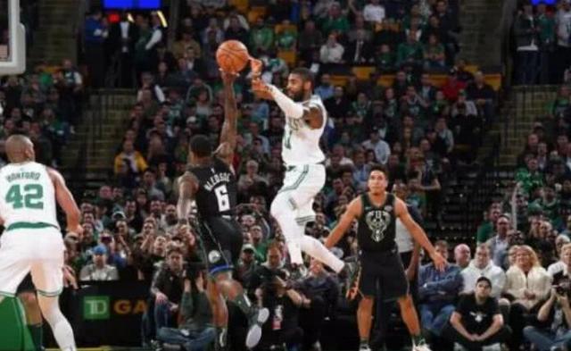  蒙彼利埃老将传射建功带领青年军取胜